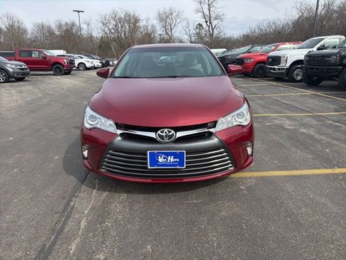 Used 2017 Toyota Camry LE image 2