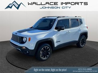 Used 2023 Jeep Renegade Latitude video 2