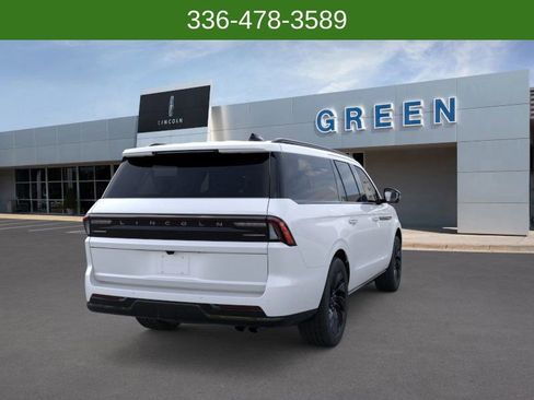 New 2026 Lincoln Navigator L Reserve w/ Jet Appearance Package image 8