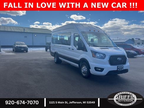 Used 2021 Ford Transit 350 XLT image 5