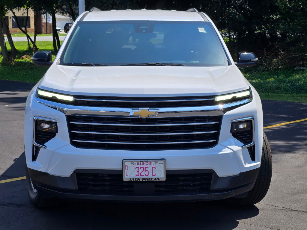 Certified 2026 Chevrolet Traverse LT AWD/4WD image 4