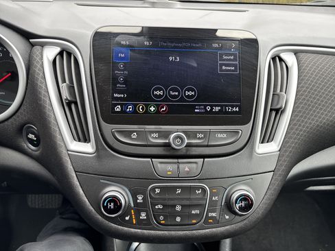 Used 2023 Chevrolet Malibu LT image 25