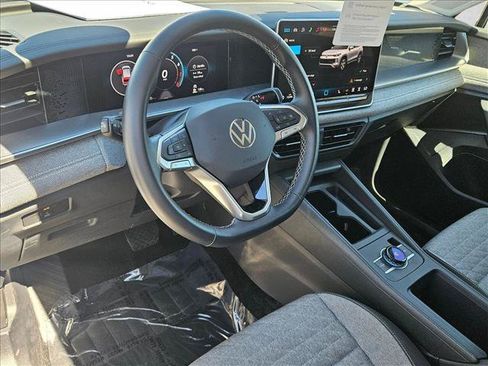 Used 2026 Volkswagen Tiguan S FWD image 10