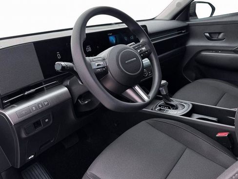 New 2026 Hyundai Kona SE image 14