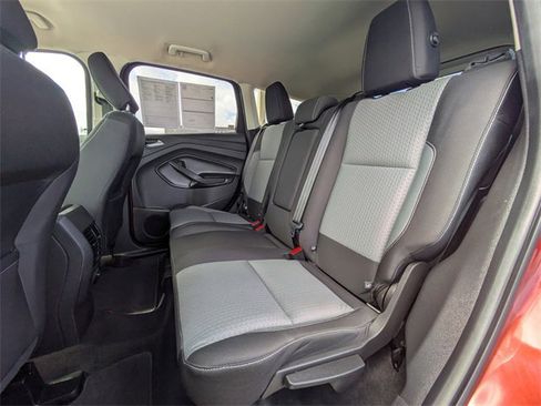 Certified 2019 Ford Escape SE image 14