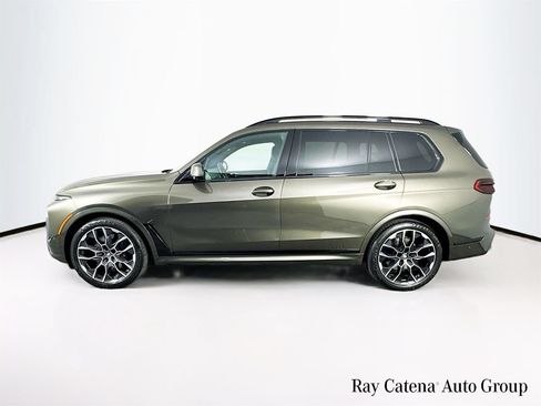 Used 2024 BMW X7 xDrive40i w/ M Sport Package AWD/4WD image 4