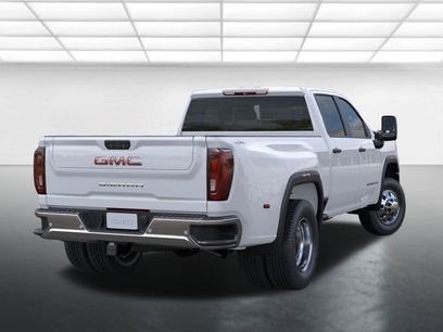 New 2026 GMC Sierra 3500 Pro w/ 1SA Pro Safety Plus Package