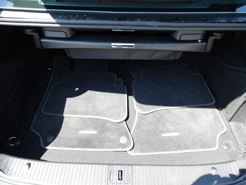 Used 2014 Mercedes-Benz E 350 4MATIC Sedan image 27