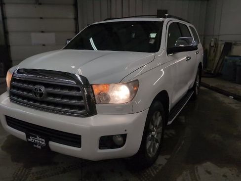 Used 2008 Toyota Sequoia Limited image 1