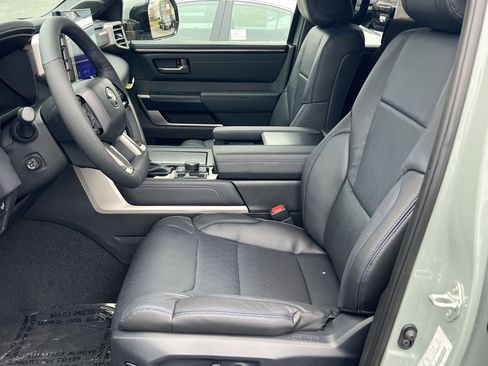 New 2026 Toyota Sequoia Platinum image 7