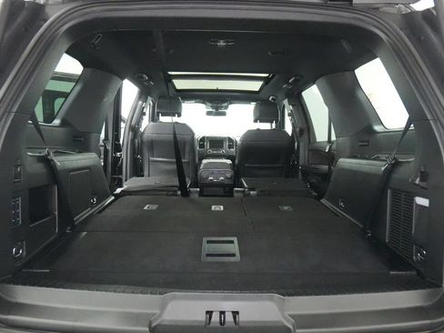 Used 2020 Ford Expedition Limited w/ Equipment Group 302A AWD/4WD image 33
