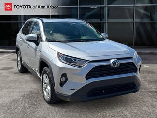Used 2020 Toyota RAV4 XLE w/ Convenience Package video 1