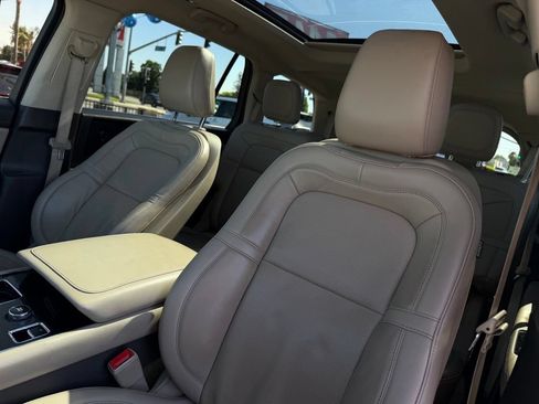 Used 2023 Lincoln Aviator Reserve w/ Elements Package Plus RWD image 15