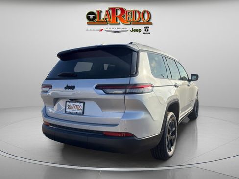 New 2025 Jeep Grand Cherokee L Altitude image 7