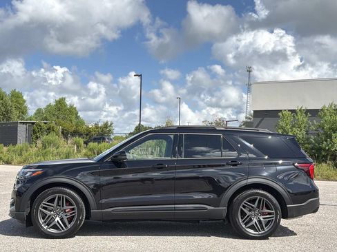 New 2026 Ford Explorer ST w/ Sun And Sound Package AWD/4WD image 7