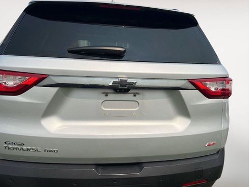 Used 2020 Chevrolet Traverse RS w/ LPO, Floor Liner Package AWD/4WD image 4