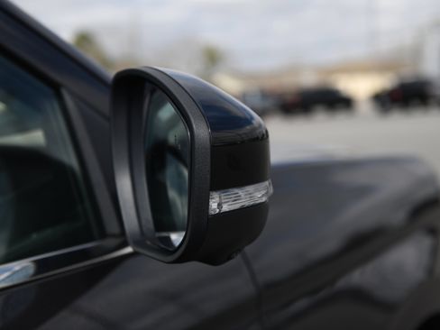 Used 2025 Ford Expedition Active image 6