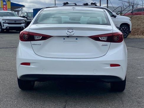 Used 2017 MAZDA MAZDA3 Grand Touring w/ Premium Equipment Package image 4