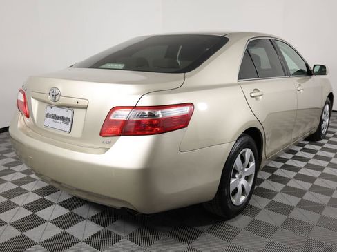 Used 2008 Toyota Camry image 3
