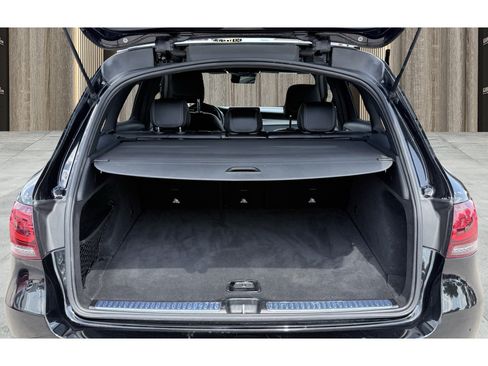 Used 2022 Mercedes-Benz GLC 300 w/ Premium Package Lite image 14