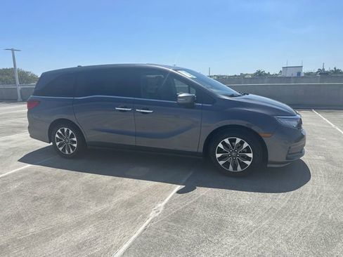 Used 2024 Honda Odyssey EX-L image 35