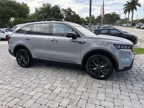 Used 2023 Kia Sorento SX Prestige AWD/4WD image 15
