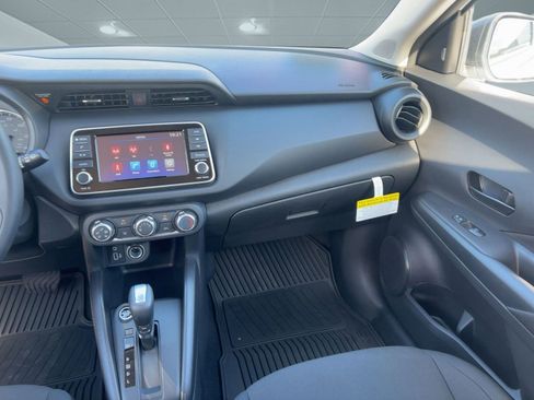 New 2025 Nissan Kicks Play S image 26
