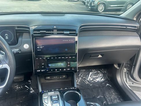 Used 2024 Hyundai Tucson Limited AWD/4WD image 22