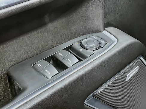 Used 2022 Chevrolet Silverado 1500 LT Trail Boss w/ LT Trail Boss Premium Package AWD/4WD image 18