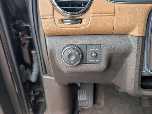 Used 2015 Buick Enclave Leather image 27