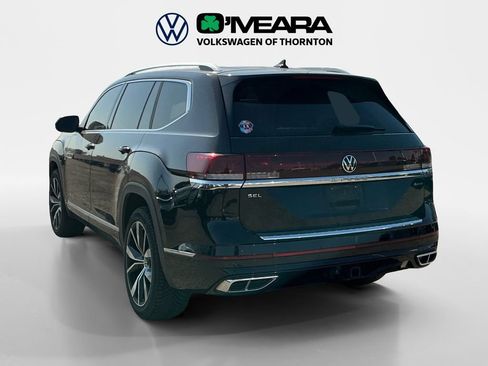 Used 2024 Volkswagen Atlas SEL Premium R-Line AWD/4WD image 3