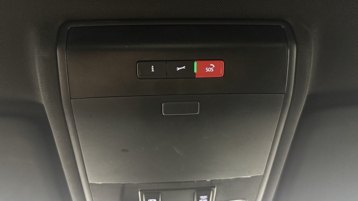 Used 2021 Volkswagen Atlas Cross Sport SE FWD image 27