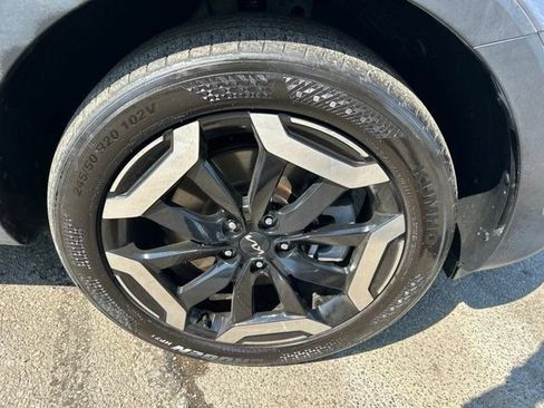 Used 2025 Kia Telluride S FWD image 64