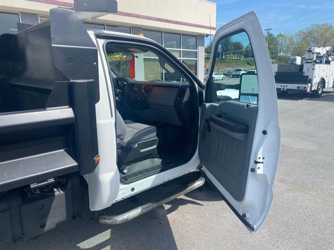 Used 2011 Ford F450 XL w/ Trailer Tow Pkg image 20