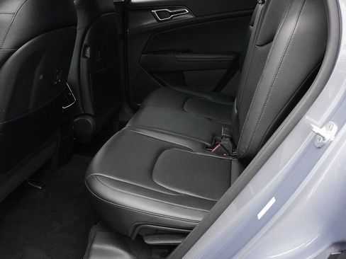 Used 2023 Kia Sportage EX image 26