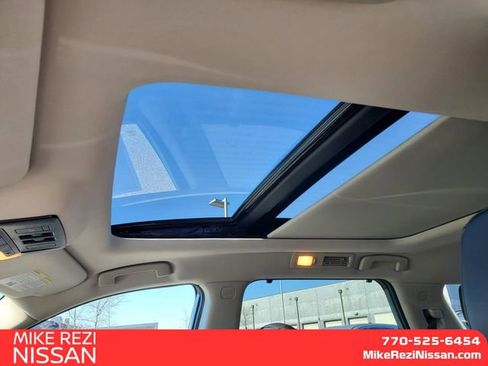 New 2026 Nissan Pathfinder SL w/ SL Premium Package AWD/4WD image 11