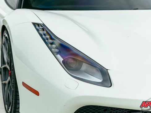 Used 2018 Ferrari 488 GTB RWD image 59
