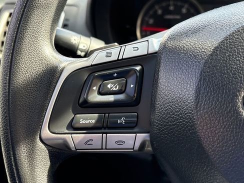 Used 2015 Subaru Crosstrek 2.0i Premium w/ Moonroof Package image 18