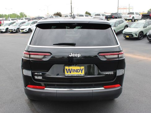 Used 2024 Jeep Grand Cherokee L Limited w/ Luxury Tech Group II AWD/4WD image 7