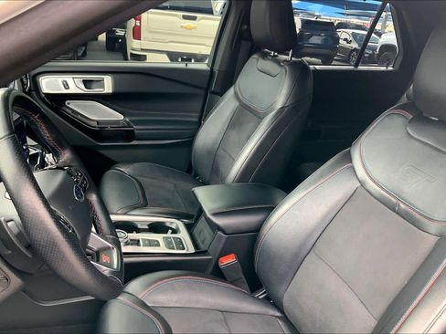 Used 2023 Ford Explorer ST w/ Equipment Group 401A image 8