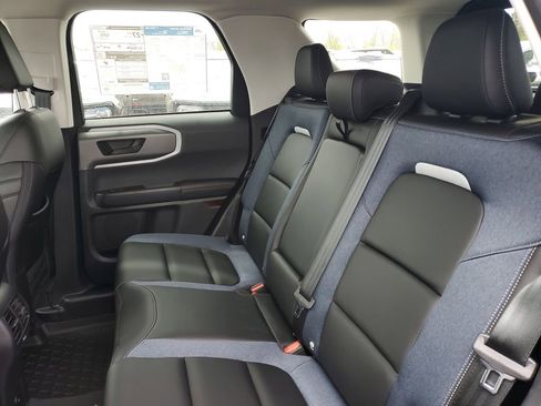 Used 2025 Ford Bronco Sport Outer Banks AWD/4WD image 28