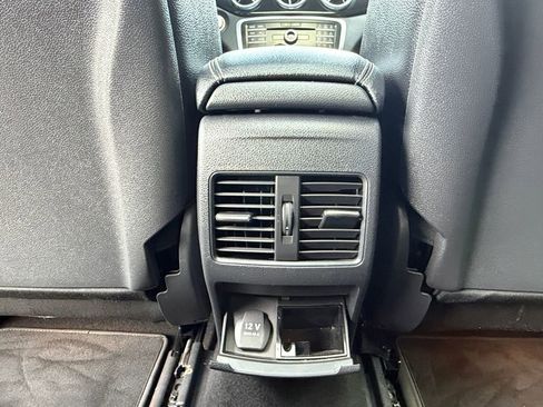 Used 2016 Mercedes-Benz CLA 250 image 36