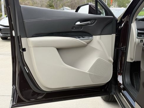 Used 2020 Cadillac XT4 Premium Luxury w/ Technology Package image 19