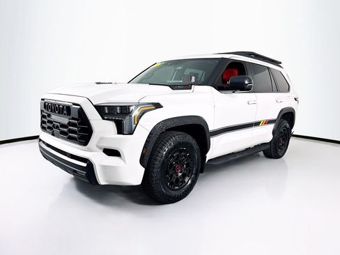 Used 2025 Toyota Sequoia TRD Pro AWD/4WD image 3