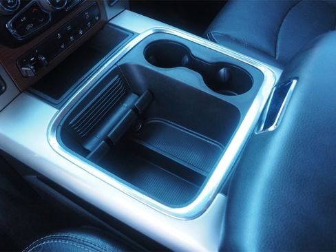 Used 2016 RAM 1500 Laramie w/ Convenience Group image 11