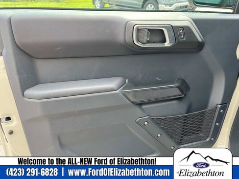 New 2025 Ford Bronco Badlands image 18