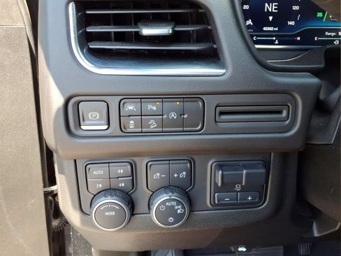 Certified 2023 Chevrolet Tahoe Z71 w/ Max Trailering Package AWD/4WD image 14