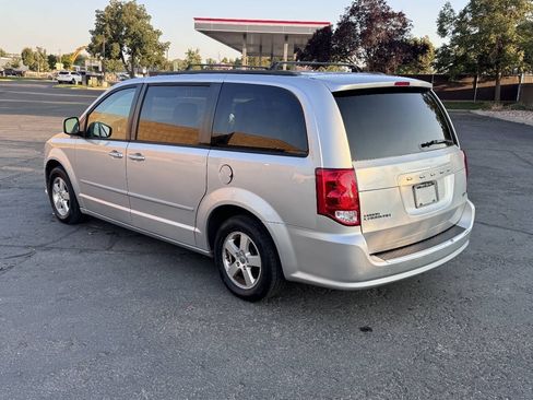 Used 2012 Dodge Grand Caravan SXT FWD image 7