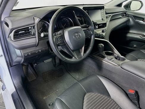 Certified 2023 Toyota Camry SE w/ Convenience Package image 10