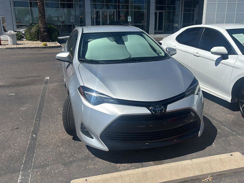 Used 2018 Toyota Corolla LE w/ Carpet Mat Package (TMS) image 3
